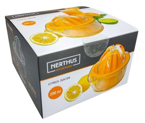 <br /><hr><br /><p>Цитрусите имат широко приложение в кулинарията.  Сокът от всички цитруси се използва в рецептите на различни коктейли. Може да се добавя към чаша с вода.</p><p>Цитрус пресата на Vin Bouquet е с удобен контейнер, който позволява дълготрайна употреба без усещане за дискомфорт. Практична преса за лимони, портокали и други плодове. С нея бързо и лесно ще имате прясно изцеден сок за любимите си коктейли, фрешове, дресинги и др.</p>