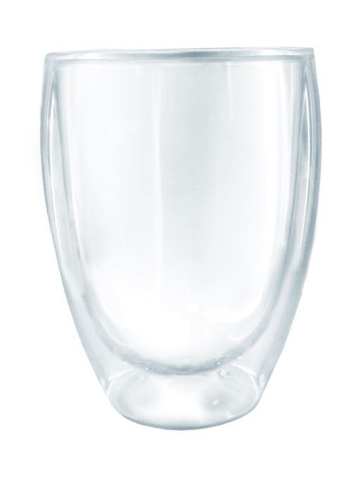<br /><hr><br /><p>Двустенната чаша на Vin Bouquet е изработена от топлоустойчиво боросиликатно стъкло, което е леко и деликатно, но все пак достатъчно здраво за нуждите на всекидневния живот. Благодарение на изолационния ефект на въздуха между стъклените слоеве топлите и студените напитки запазват температурата си по-дълго.</p><p>Забравете за изгорените пръсти от горещата чаша, или досадните „отпечатъци“ върху кондензата – външното стъкло е винаги с една и съща температура.</p><p>Без значение дали ще предложите на гостите топла или студена напитка, алкохолен или безалкохолен коктейл или просто вода, това е чашата, с която можете да го направите едновременно красиво и стилно.</p>