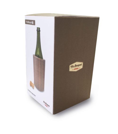 <p><span style="font-size: medium;"><em><strong>Меден охладител за бутилки - VINTAGE </strong>
<p>Размери на опаковката:12 см/12 см/20 см.<br />Материал: Стомана<br />Височина: 19 см.<br />Диаметър: 11 см.<br />Производител: <strong>Vin Bouquet, Испания</strong><br />Марка: Vin Bouquet <br />Модел: VB FIV 116<br />Доставка: 2-4 работни дни<br />Гаранция: 2 години
