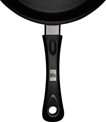 <p><strong style="font-size: large;">Тиган WOK индукционен AMT </strong><br />Материал: Алуминий<br />Покритие:<span>Незалепващо покритие </span><span style="color: #0000ff;"><strong>Lotan®</strong></span><span>, произведено и сертифицирано в Германия, с гаранции за най-високо качество</span><br />Диаметър: 28 см<br />Височина: 11 см<br />Дебелина на дъното: 12 мм<br />Дебелина на стената: 6 мм<br />Дръжки: Бакелит - издържат до 240°С<br />Производител:<strong> AMT Germany</strong><br />Подходящ за: </p>
<p><img src="{{media url="/file_12.jpg"}}" alt="" width="150" /></p><br />Марка: AMT <br />Модел: AMT I-1128S<br />Доставка: 2-4 работни дни<br />Гаранция: 2 години