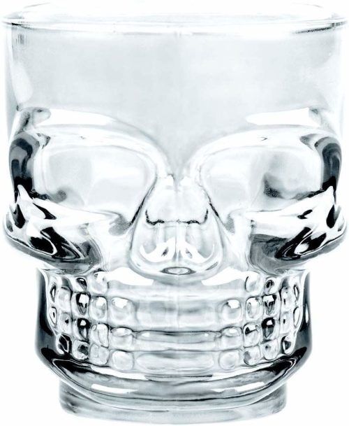 <br /><hr><br /><p>Комплект от 4 бр. стъклени чаши за алкохол с формата на череп. Малки стъклени чаши, подходящи за ракия, водка, уиски, шотове, с различен и уникален 3D дизайн.</p>
<p>Когато налеете питието си в чашата, Вие всъщност го наливате в черепа и той се откроява. Тези чаши могат да поберат по 50 мл. от любимата Ви алкохолна напитка и ще Ви гледат право в очите, докато ги връщате на масата!</p>
<p>Щур подарък за приятел или нестандартна чаша за специални наздравици!</p>