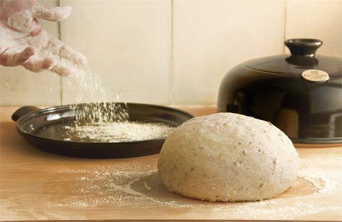 <p><strong>EMILE HENRY Керамична форма за печене на хляб "BAKER CLOCHE"</strong><br />• <strong>Ръчно изработена от 100% естествени материали<br />• Устойчива на температури: </strong>- 20º С до + 270º С<strong><br />• Равномерно разпределение на топлината<br />• Задържа топлината на ястието по-дълго от обикновените съдове<br />• Висока устойчивост на надраскване <br /></strong>• <strong>Материал:  <span style="color: #ff0000;">HR® Ceramic (High Resistance) <span style="color: #000000;">/ Високо устойчива керамика / </span><br /><span style="color: #000000;">• Без съдържание на олово, кадмий и никел</span><br /><span style="color: #000000;">• Размер: </span></span></strong><span style="color: #ff0000;"><span style="color: #000000;">34 х 16,5 см<br />• <strong>Размер на опаковката:</strong> 30 х 30 х 19 см (ДхШхВ)<br /><strong>• Тегло: </strong>2,73 кг<br />• <strong>Тегло с опаковката: </strong>3,5 кг</span></span><span style="color: #ff0000;"><br /></span><span style="color: #ff0000;"><span style="color: #000000;"><strong>• Вместимост:</strong> 4,5 литра<br /></span><span style="color: #000000;">• <strong>Цвят: </strong>екрю<br /></span><span style="color: #000000;">• <strong>Подходяща за: </strong>фурна / микровълнова фурна / фризер / съдомиялна машина</span><br /><strong><span style="color: #000000;">Производител: EMILE HENRY / Франция</span></strong></span></p><br />Марка: Emile Henry <br />Модел: EH 9108-50<br />Доставка: 2-4 работни дни<br />Гаранция: 2 години