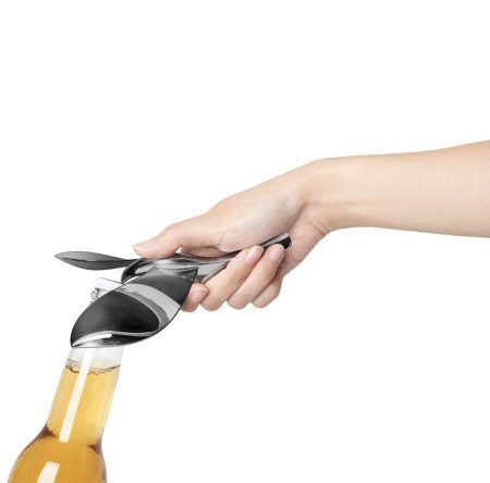 <p><span style="font-size: small;"><strong>UMBRA Отварачка за бутилки "TIPSY"</strong></span><br />• <strong>Цвят:</strong> титан<br />• <strong>Размери</strong>: 13 х 13 x 11 cм<br />• <strong>Размери на опаковката:</strong> 20 х 14 х 5 см <br />• <strong>Тегло</strong>: 0,300 кг<br />• <strong>Материал:</strong> чугун <br /><strong>Производител: </strong>UMBRA / Канада <br /><strong><em>DESIGN: EVAN DEMCZUK & UMBRA STUDIO</em></strong></p><br />Марка: Umbra HK Limited <br />Модел: UMBRA 1013387-624<br />Доставка: 2-4 работни дни<br />Гаранция: 2 години