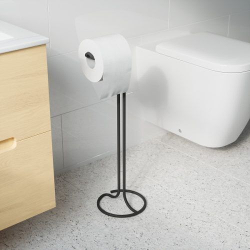 <br /><hr><br /><p>Тази елегантна стойка за тоалетна хартия е стояща самостоятелно и не се нуждае от монтаж.Тя заема малко пространство благодарение на своя семпъл, но модерен дизайн.</p><p><object width="600" height="350" data="https://www.youtube.com/v/D1O_NKMLn3k" type="application/x-shockwave-flash"><param name="data" value="https://www.youtube.com/v/D1O_NKMLn3k" /><param name="src" value="https://www.youtube.com/v/D1O_NKMLn3k" /></object></p>