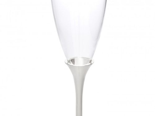 <br /><hr><br />Вдигането на тост трябва да се направи в специален момент! Тези стилни чаши за шампанско от Zilverstad допълват тоста. Чашите дължат своя шикозен външен вид на комбинацията от стъкло със сребърни крачета. Хубав подарък за сватба или друг повод. Комплект от 2 чаши.