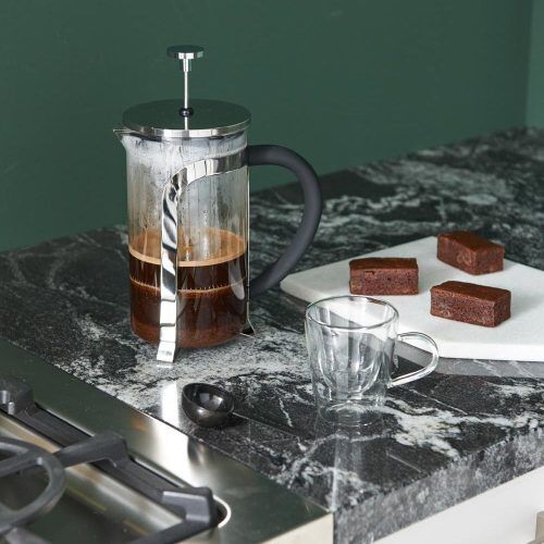 <br /><hr><br /><p><span>Определете сами времето за приготвяне на кафе или чай и силата на аромата им с тази стилна стоманена френска преса. Изработена от стомана и боросиликатно стъкло, пресата е подходяща за почистване в съдомиялна машина.</span><br /><br /></p>