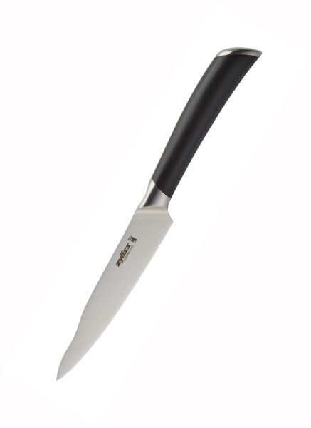 <br /><hr><br /><p>11 см нож Comfort Pro Paring е един от най-често използваните ножове за ежедневни задачи по приготвяне на храна, а отлично закаленото и заточено острие гарантира, че ще остане остро дори по време на честа употреба. Компактният размер го прави идеален за всякакви задачи от белено до нарязване и накълцване.</p><p>Ергономичната дръжка е проектирана за максимален комфорт при ежедневна употреба. Тя стои удобно в ръката, което позволява здрав и стабилен захват дори при продължителна употреба.</p><p>Всеки нож има точки за контрол по време на рязане. В основата на острието, при дръжката, е точка за палеца на режещата ръка, която осигурява лесно направляване на ножа, баланс и контрол по време на работа. Точката в горната част на острието е за помощ от свободната ръка, за по-добър контрол при прецизно рязане.</p><p><object width="620" height="350" data="https://www.youtube.com/v/-HrHVXM3XaE" type="application/x-shockwave-flash"><param name="src" value="https://www.youtube.com/v/-HrHVXM3XaE" /></object></p>