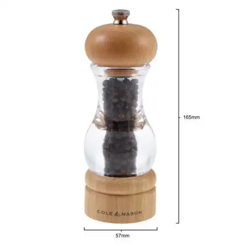 <br /><hr><br /><p>Класически комплект мелници за сол и черен пипер, изработени от акрил и бук. Букът е завършен с прозрачен лак, който позволява да се покаже естествената красота на дървото. И двете мелници се предлагат частично пълни с висококачествен виетнамски черен пипер на зърна и белгийска едра морска сол, така че са готови за употреба от момента, в който ги получите.</p><p>Комплект мелници за сол и черен пипер, идеален за хора, които се наслаждават на вкуса на прясно смлян сол и пипер с храната си. Простият, но елегантен дизайн изглежда страхотно на кухненския плот, както и на масата за хранене. Перфектният баланс на стил и функция прави тези мелници предпочитан продукт както за любители, така и за запалени готвачи. Дори и най-простите ястия могат да бъдат трансформирани с добавяне на малко сол или черен пипер.</p><p><strong>За информация (видове механизми, настройки и указания за работа) натиснете:</strong><a href="https://www.vip-giftshop.com/media/mconnect_uploadfiles/c/o/cole&mason.pdf" target="_blank" rel="noopener"> <span><strong>ТУК</strong></span></a></p><p><object width="620" height="350" data="https://www.youtube.com/v/-SuPwvQV5g0" type="application/x-shockwave-flash"><param name="src" value="https://www.youtube.com/v/-SuPwvQV5g0" /></object></p>