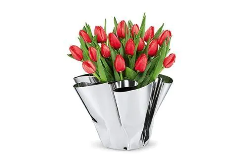 <p><span style="font-size: medium;"><strong>PHILIPPI Ваза "Margeaux"</strong><br /><span style="font-size: small;"><br /><strong>• Материал: </strong>огледално полирана неръждаема стомана<br /><strong>• Размер:</strong> Ø 30 x 20 (h) см</span><br /><span style="font-size: small;"><strong><br />Производител: </strong>PHILIPPI / Германия</span><br /><br /><span style="color: #ff0000;"><strong>Всяка ваза е нагъната на ръка, което я прави уникална. </strong></span></span></p><br />Марка: PHILIPPI <br />Модел: PH 105006<br />Доставка: 2-4 работни дни<br />Гаранция: 2 години