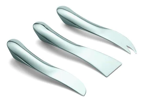 <p><span style="font-size: large;">Комплект  за сирена WAVE</span>
<p><strong>Материал:</strong> Полирана неръждаема стомана, дървена кутия
<p><strong>Размер: 18 см (L)</strong>
<p><span style="font-size: small;"><strong><em>Design: Lankee Mok</em></strong></span><br />Марка: PHILIPPI <br />Модел: PH 189001<br />Доставка: 2-4 работни дни<br />Гаранция: 2 години