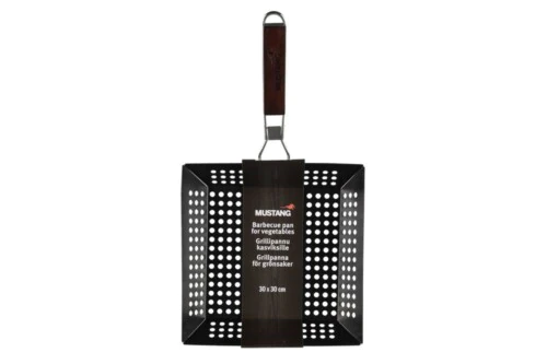 <p><strong>MUSTANG Перфориран BBQ тиган за зеленчуци - 30х30 см.</strong><br /><strong>• Материал:</strong><span> стомана, незалепващо покритие, дърво<br /></span><strong>• Размери:</strong><span> 30 х 30,5 х 12 см. <br />•<strong> Тегло:</strong> 0,8 кг.</span><br /><strong>• Удобна сгъваема дръжка</strong><br /><strong>• Перфориран за оптимална циркулация на топлината<br />• Не е подходящ за съдомиялна машина</strong><br /><strong>Производител: Tammer Brands/ Финландия</strong></p><br />Марка: MUSTANG <br />Модел: TB MUS 210929<br />Доставка: 2-4 работни дни<br />Гаранция: 2 години