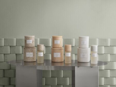 BLOMUS Ароматна свещ FRABLI размер S – цвят Moonbeam – аромат Mora