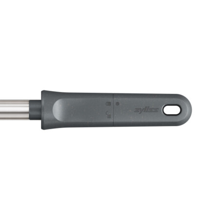 <p><strong>ZYLISS Прибор за почистване на ябълки - сив</strong><br /><strong>• Материал:</strong><span> неръждаема стомана, ABS</span><br /><strong>• Размери:</strong><span> 24,7 х 3,2 см.<br /></span><strong>• Подходящ за почистване в съдомиялна машина</strong><br /><strong>Производител: Zyliss / Швейцария </strong></p><br />Марка: ZYLISS <br />Модел: ZYLISS 910072<br />Доставка: 2-4 работни дни<br />Гаранция: 2 години