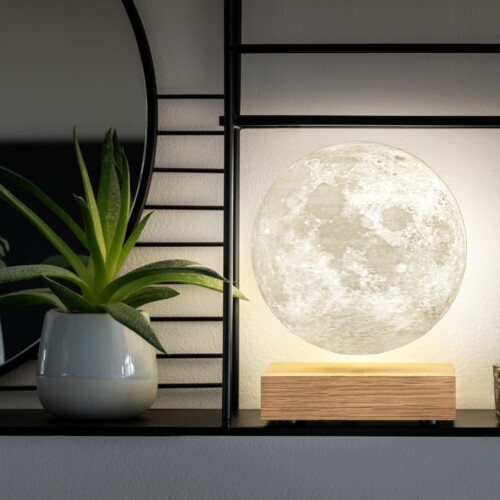 <p><strong>GINGKO Левитираща смарт лампа “MOON“ - цвят бял ясен</strong><br /><strong>• Семпъл и елегантен дизайн</strong><br /><strong>• Захранване: 12V - 1A AC/DC адаптор (включен)</strong><strong><br /></strong><strong>• Размери на основата: </strong><span>12</span><span> х 12 х 3 см.<br /></span><strong>• Диаметър на луната:</strong> Ø <span>14 см.</span><br /><strong>• Материал:</strong><span> бял ясен, PLA 3D принтирана луна<br /></span><strong>• Тегло:</strong><span> 0,800 кг.</span><br /><strong>• Тегло с опаковка:</strong><span> 0,186 кг.</span><br /><strong>• Цветна температура: <br /></strong><span> - топла жълта светлина -  2700К<br /></span><span> - топла бяла светлина - 3500К<br /> - бяла светлина - 5000К<br /><strong>• Мощност на крушката: </strong>1,5 W LED<br /><strong>• Благодарение на вградения магнит, луната се носи и бавно се върти в пространството над стойката, създавайки зашеметяващ визуален ефект<br /><span>• Дървото, хартията, каучукът или коркът, използвани за създаването на този продукт, са сертифицирани от Съвета за управление на горите (FSC) -  организация с нестопанска цел, посветена на популяризирането на екологично и устойчиво горско стопанство</span></strong><br /></span><strong>• Опаковано в красива подаръчна кутия<br /></strong><strong>Производител: GINGKO DESIGN/ Англия</strong></p><br />Марка: Gingko Design <br />Модел: Gingko G019AH<br />Доставка: 2-4 работни дни<br />Гаранция: 2 години