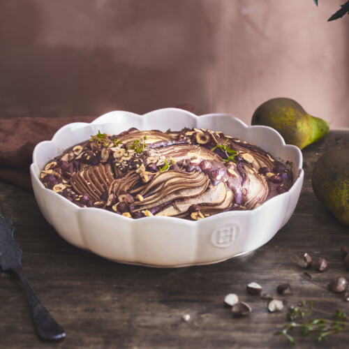 <p><span style="color: #000000;"><strong>EMILE HENRY Керамична форма "MADELEINE ROUND DISH"</strong></span><br /><span style="color: #000000;">• <strong>Ръчно изработена от 100% естествени материали<br />• Устойчива на температури: </strong>- 20º С до + 270º С<strong><br />• Равномерно разпределение на топлината<br />• Задържа топлината на ястието по-дълго от обикновените съдове<br />• Висока устойчивост на надраскване <br /></strong>• </span><strong><span style="color: #000000;">Материал:</span>  <span style="color: #ff0000;">HR® Ceramic (High Resistance) <span style="color: #000000;">/ </span></span></strong><span style="color: #ff0000;"><span style="color: #000000;">Високо устойчива керамика</span></span><strong><span style="color: #ff0000;"><span style="color: #000000;"> / </span><br /><span style="color: #000000;">• Без съдържание на олово, кадмий и никел</span><br /><span style="color: #000000;">• Размери: </span></span></strong><span style="color: #ff0000;"><span style="color: #000000;">Ø</span></span><span style="color: #ff0000;"><span style="color: #000000;"> </span></span><span style="color: #ff0000;"><span style="color: #000000;">27 х 6,5</span></span><span style="color: #ff0000;"><span style="color: #000000;"> см</span></span><span style="color: #ff0000;"><br /></span><span style="color: #ff0000;"><span style="color: #000000;"><strong>• Максимална вместимост: </strong>2,4 литра<br /><strong>• Използваема вместимост:</strong> 1,2 литра<br /></span><span style="color: #000000;"><strong>• Тегло: </strong>1,25 кг</span><br /><span style="color: #000000;">• <strong>Цвят: </strong>екрю</span><br /><span style="color: #000000;">• <strong>Подходяща за: </strong>фурна / микровълнова фурна / фризер / съдомиялна машина</span><br /><strong><span style="color: #000000;">Производител: EMILE HENRY / Франция</span></strong></span></p><br />Марка: Emile Henry <br />Модел: EH 6253-02<br />Доставка: 2-4 работни дни<br />Гаранция: 2 години