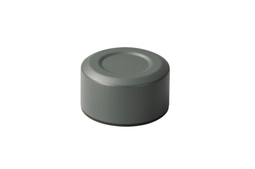<p><strong>KYOCERA Двустенен термос с вакуумна изолация “Slim“ - 300 мл. - тъмно сив</strong><br /><strong>• Материал:</strong><span> неръждаема стомана, керамика</span><br /><strong>• Размери: </strong><span>Ø 6 x 19,5 см.<br /><strong>• Тегло:</strong> 0,195 кг. <br /><strong>• Вместимост: </strong>300 мл.<br /><strong>• </strong></span><strong>Без PFAS (PTFE, PFOA) и BPA</strong><br /><strong>• Цвят:</strong><span> тъмно сив</span><br /><strong>• Не е подходяща за съдомиялна машина<br /></strong><strong>Производител: KYOCERA / Япония</strong></p><br />Марка: KYOCERA <br />Модел: Kyocera MB-10S-GY SLIM<br />Доставка: 2-4 работни дни<br />Гаранция: 2 години