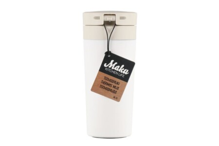 <p><strong>MAKU Двустенна термочаша 360 мл. - бяла</strong><br /><span><strong>• Размери:</strong> <span>17 x 8 x 8,5</span><span> </span>см.</span><br /><span><strong>• Тегло:</strong> 0,240 кг.</span><br /><span><strong>• Материал:</strong> Неръждаема стомана, капак пт полипропилен<br /></span><span><strong>• Капацитет:</strong> 0,360 л.<br /><strong>• Цвят:</strong> Бял<br /><strong>• Не е подходяща за съдомиялна машина</strong><br /></span><strong>Производител: Tammer Brands/ Финландия</strong></p><br />Марка: MAKU <br />Модел: TB MAKU 329053<br />Доставка: 2-4 работни дни<br />Гаранция: 2 години