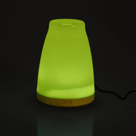<p><span style="font-size: small;"><strong>INNOLIVING Ултразвуков арома дифузер</strong></span> <br />• Капацитет: 100 мл <br />• Обхват на действие: 27 м² <br />• Дебит на потока: 20 - 30 ml / h <br />• Многоцветен режим от 7 цвята (Бял, Син, Лилав, Зелен, Жълт, Червен, Розов)<br />• Автоматично изключване <br />• Размери: 98 x 98 x 135 mm <br />• Мощност: 12 W <br />• Захранване: 24V 500 mA <br /><em><strong>Производител: INNOLIVING / Италия</strong></em></p><br />Марка: INNOLIVING S.P.A <br />Модел: INN - 762<br />Доставка: 2-4 работни дни<br />Гаранция: 2 години