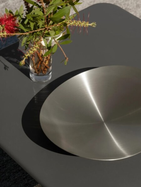 <p><strong>BLOMUS Фруктиера “ONDEA“ - размер S</strong><br /><span>• </span><strong>Цвят:</strong><span> стомана</span><br /><span>• </span><strong>Размери:</strong><span> 28 х 34 х 5 см</span><br /><span>• </span><strong>Материал:</strong><span> матирана неръждаема стомана</span><br /><span>• </span><strong>Производител:</strong><span> BLOMUS, Германия</span><br /><strong>DESIGN: <em>Nicolai Fuhrmann</em></strong></p><br />Марка: BLOMUS <br />Модел: BLOMUS 64616<br />Доставка: 2-4 работни дни<br />Гаранция: 2 години