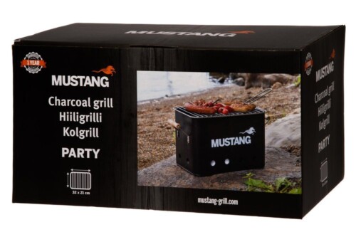 <p><strong>MUSTANG Барбекю на дървени въглища “Party“</strong><br /><strong>• Материал: </strong>стомана<strong><br />• Да се използва върху топлоустойчива повърхност<br /></strong><strong>• Размер на решетката за готвене:</strong><span> 32 х 21 см.<br /></span><strong>• Размери:</strong><span> 43 х 22 х 21 см.<br /><strong>• Тегло:</strong> 1,98 кг.</span><br /><strong>Производител: Tammer Brands/ Финландия</strong></p><br />Марка: MUSTANG <br />Модел: TB MUS 635190<br />Доставка: 2-4 работни дни<br />Гаранция: 2 години