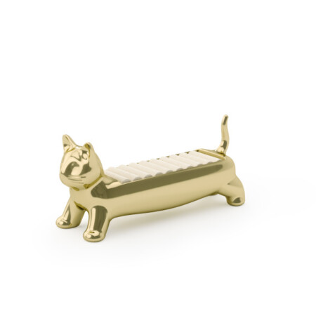 <p><strong>UMBRA Поставка за пръстени “ALI“ - котка - цвят месинг</strong><br /><strong>• Цвят: </strong><span>Месинг</span><br /><strong>• Размери:</strong> 12 x 4 x 5<span> см.</span><br /><strong>• Тегло: </strong><span>0,240 кг.</span><br /><strong>• Материал: </strong><span>Цинк, кадифе</span><br /><strong>• Размери на опаковката:</strong><span> 13 х 5 х 7 см.</span><br /><strong>Производител: UMBRA / Канада<br /></strong><strong><em>Design: <span>SEYMER CRUZ</span><br /></em></strong></p><br />Марка: Umbra HK Limited <br />Модел: UMBRA 1023419-104<br />Доставка: 2-4 работни дни<br />Гаранция: 2 години
