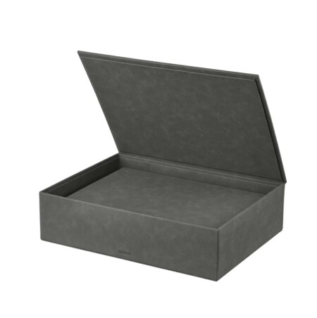 <p><span style="font-size: small;"><strong>BLOMUS Комплект от 2 бр кутии за съхранение “SAHLA“</strong></span><br />• <strong>Размер на малката кутия:</strong> 25 х 35 х 7 см<br /> • <strong>Размер на голямата кутия: </strong>30 х 40 х 11 см<br /><strong>• Малката кутия се събира в голямата<br />• Цвят:</strong> сив (Pewter) <br /><strong>• Тегло:</strong> 1,95 кг<br />•<strong> Материал:</strong> изкуствена кожа тип велур<br /><strong>• Производител:</strong> BLOMUS, Германия <br /><em><strong>DESIGN:</strong> <strong>Studio blomus</strong></em></p><br />Марка: BLOMUS <br />Модел: BLOMUS 68328<br />Доставка: 2-4 работни дни<br />Гаранция: 2 години