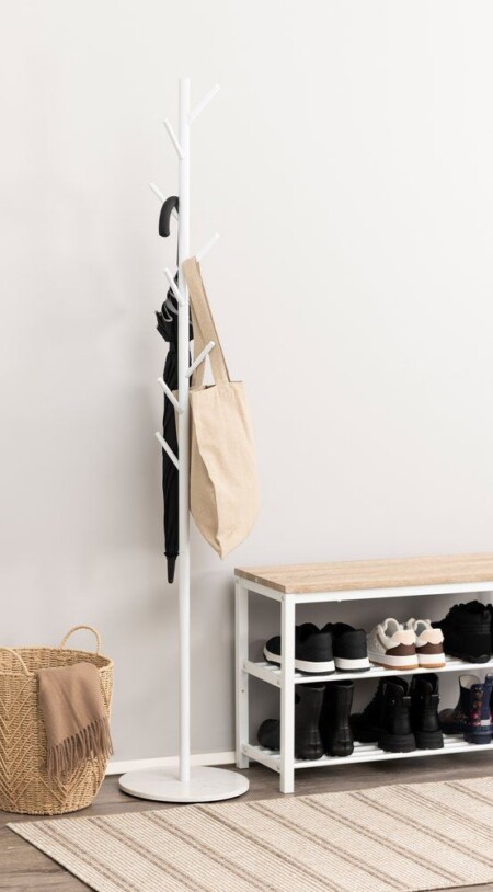 <p><strong>4LIVING Закачалка за дрехи - 170 см. - бяла</strong><br /><strong>• Материал: </strong><span>желязо, каменен прах</span><br /><strong>• Размери: </strong>31,5<span> х 31,5 х 170 см.<br /><strong>• Максимално натоварване на една кука</strong>: 1 кг.<br /><strong>• Максимално натоварване на закачалката:</strong> 8 кг. </span><br /><strong>• Цвят: </strong><span>бял</span><br /><strong>• Тегло:</strong><span> 3,92 кг</span><br /><strong>Производител: Tammer Brands/ Финландия</strong></p><br />Марка: 4LIVING <br />Модел: TB 4Living 626639<br />Доставка: 2-4 работни дни<br />Гаранция: 2 години