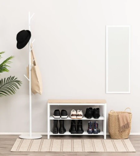 <p><strong>4LIVING Закачалка за дрехи - 170 см. - бяла</strong><br /><strong>• Материал: </strong><span>желязо, каменен прах</span><br /><strong>• Размери: </strong>31,5<span> х 31,5 х 170 см.<br /><strong>• Максимално натоварване на една кука</strong>: 1 кг.<br /><strong>• Максимално натоварване на закачалката:</strong> 8 кг. </span><br /><strong>• Цвят: </strong><span>бял</span><br /><strong>• Тегло:</strong><span> 3,92 кг</span><br /><strong>Производител: Tammer Brands/ Финландия</strong></p><br />Марка: 4LIVING <br />Модел: TB 4Living 626639<br />Доставка: 2-4 работни дни<br />Гаранция: 2 години