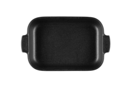 <p><strong>MAKU Керамична тава с капак “Robuste“ - 29,7 х 18 см.</strong><br /><strong>• Материал:</strong><span> керамика</span><br /><strong>• Размери:</strong><span> 29,7 х 18 см.<br /><strong>• Външни размери:</strong> 30 х 19,5 х 7 см.</span><br /><strong>• Размери на опаковката:</strong><span> 30 х 9 х 20 см.<br /></span><strong>• Тегло: </strong><span>1,810 кг.<br /><strong>• Тегло с опаковката: </strong>2 кг.<br /><strong>• Топлоустойчивост: </strong>до 220° С<br /><strong>• Подходяща за:</strong> фурна, микровълнова печка и съдомиялна машина</span><br /><strong>Производител: Tammer Brands/ Финландия</strong></p><br />Марка: MAKU <br />Модел: TB MAKU 648940<br />Доставка: 2-4 работни дни<br />Гаранция: 2 години