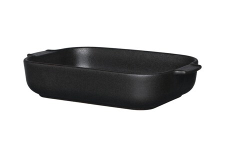 <p><strong>MAKU Керамична тава с капак “Robuste“ - 29,7 х 18 см.</strong><br /><strong>• Материал:</strong><span> керамика</span><br /><strong>• Размери:</strong><span> 29,7 х 18 см.<br /><strong>• Външни размери:</strong> 30 х 19,5 х 7 см.</span><br /><strong>• Размери на опаковката:</strong><span> 30 х 9 х 20 см.<br /></span><strong>• Тегло: </strong><span>1,810 кг.<br /><strong>• Тегло с опаковката: </strong>2 кг.<br /><strong>• Топлоустойчивост: </strong>до 220° С<br /><strong>• Подходяща за:</strong> фурна, микровълнова печка и съдомиялна машина</span><br /><strong>Производител: Tammer Brands/ Финландия</strong></p><br />Марка: MAKU <br />Модел: TB MAKU 648940<br />Доставка: 2-4 работни дни<br />Гаранция: 2 години