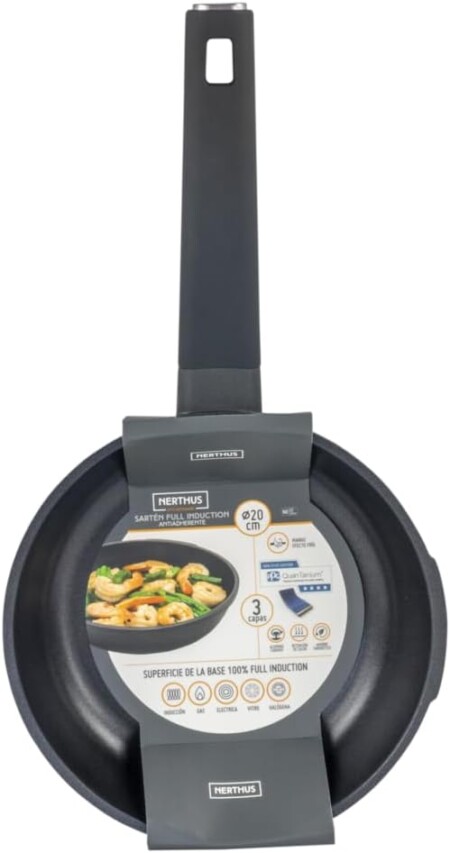 <p><strong>Nerthus Индукционен тиган - Ø 20 см.</strong><br /><strong>• Подходящ за пържене и печене<br /></strong><strong>• Материал:</strong> лят алуминий<br /><strong>• Покритие:</strong> Незалепващо покритие<strong> <span>Quantanium</span>,</strong> подсилено с титаниеви частици<br /><strong>• Диаметър:</strong> Ø 20 см.<br /><strong>• Височина:</strong> 5 см.<br /><strong>• Вместимост:</strong> 1,2 л.<br /><strong>• Тегло:</strong> 0,690 кг.<br /><strong>• Без капак<br /></strong><strong><strong>Производител: Vin Bouquet, Испания</strong><br /></strong><strong>Подходящ за:</strong></p>
<p><strong><img src="https://www.vip-giftshop.com/media/shema/induction.jpg" alt="" width="202" height="61" /></strong></p><br />Марка: Vin Bouquet <br />Модел: VB FIH 1561<br />Доставка: 2-4 работни дни<br />Гаранция: 2 години