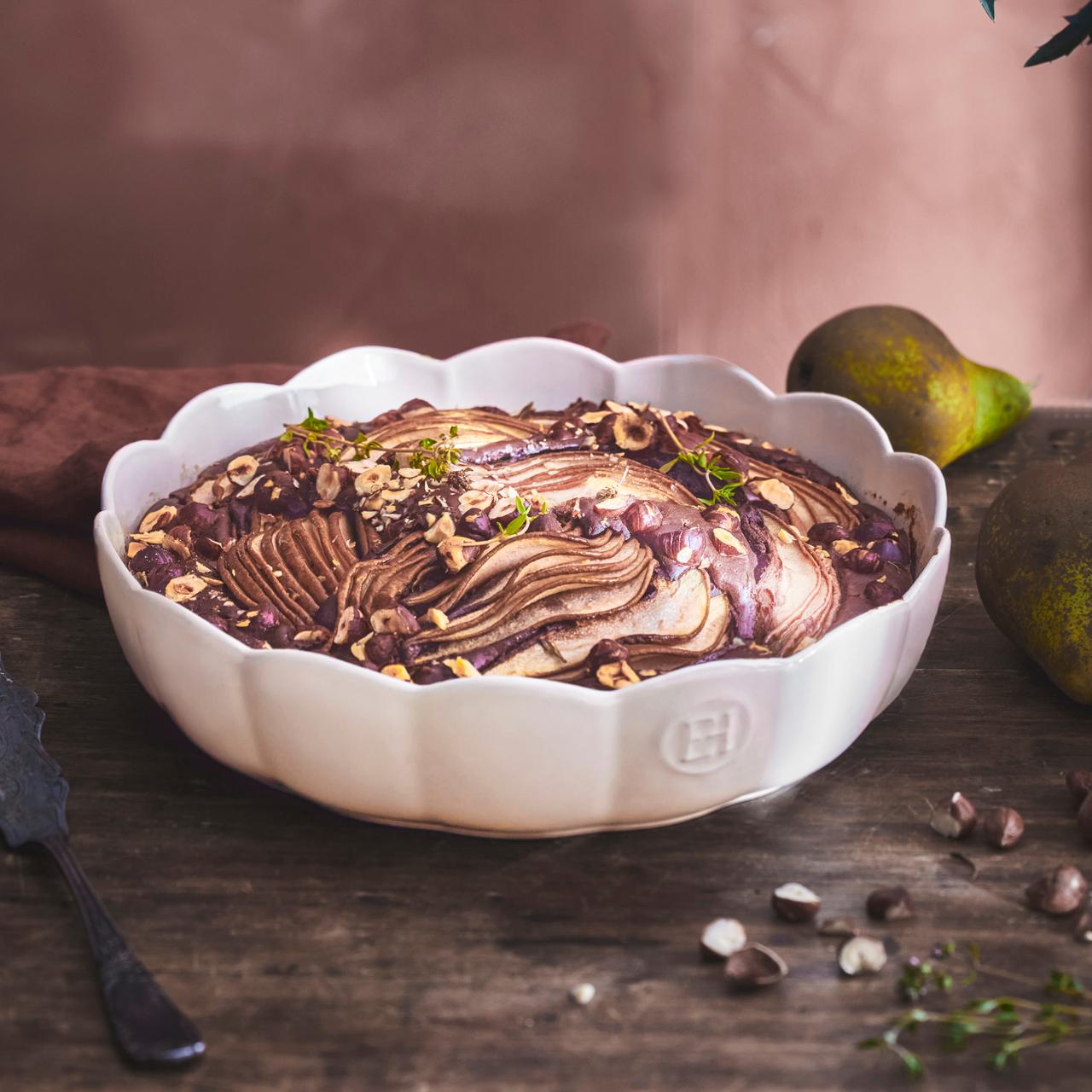 <p><span style="color: #000000;"><strong>EMILE HENRY Керамична форма "MADELEINE LOAF DISH" </strong></span><br /><span style="color: #000000;">&bull; <strong>Ръчно изработена от 100% естествени материали<br />&bull; Устойчива на температури: </strong>- 20&ordm; С до + 270&ordm; С<strong><br />&bull; Равномерно разпределение на топлината<br />&bull; Задържа топлината на ястието по-дълго от обикновените съдове<br />&bull; Висока устойчивост на надраскване&nbsp;<br /></strong>&bull; </span><strong><span style="color: #000000;">Материал:</span>&nbsp;&nbsp;<span style="color: #ff0000;">HR&reg; Ceramic (High Resistance) <span style="color: #000000;">/ </span></span></strong><span style="color: #ff0000;"><span style="color: #000000;">Високо устойчива керамика</span></span><strong><span style="color: #ff0000;"><span style="color: #000000;"> / </span><br /><span style="color: #000000;">&bull; Без съдържание на олово, кадмий и никел</span><br /><span style="color: #000000;">&bull;&nbsp;Размери: </span></span></strong><span style="color: #ff0000;"><span style="color: #000000;">29 х</span></span><span style="color: #ff0000;"><span style="color: #000000;">&nbsp;</span></span><span style="color: #ff0000;"><span style="color: #000000;">13,5 х 9</span></span><span style="color: #ff0000;"><span style="color: #000000;">&nbsp;см</span></span><span style="color: #ff0000;"><br /></span><span style="color: #ff0000;"><span style="color: #000000;"><strong>&bull; Максимална&nbsp;вместимост: </strong>2 литра<br /><strong>&bull; Използваема вместимост:</strong> 1,8 литра<br /></span><span style="color: #000000;"><strong>&bull; Тегло: </strong>1,26 кг</span><br /><span style="color: #000000;">&bull; <strong>Цвят: </strong>бледо жълт</span><br /><span style="color: #000000;">&bull; <strong>Подходяща за: </strong>фурна / микровълнова фурна / фризер / съдомиялна машина</span><br /><strong><span style="color: #000000;">Производител: EMILE HENRY / Франция</span></strong></span></p><br />Марка: Emile Henry <br />Модел: EH 6353-89<br />Доставка: 2-4 работни дни<br />Гаранция: 2 години