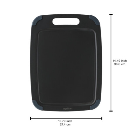 <p><strong>ZYLISS Дъска за рязане - размер M - черна</strong><br /><strong>&bull; Материал:</strong><span>&nbsp;рециклирани дървесни влакна с FSC сертификат, което означава, че идва от устойчиво управлявани гори, силикон</span><br /><strong>&bull; Размери:</strong><span>&nbsp;27,4 х 36,8 х 0,6 см.</span><br /><strong>&bull; Тегло:</strong><span>&nbsp;0,820 кг.</span><strong><br /></strong><strong>&bull; Неплъзгащи се силиконови крачета<br />&bull; Измиване на ръка</strong><br /><strong>Производител: ZYLISS / Швейцария&nbsp;</strong></p><br />Марка: ZYLISS <br />Модел: ZYLISS 910065<br />Доставка: 2-4 работни дни<br />Гаранция: 2 години