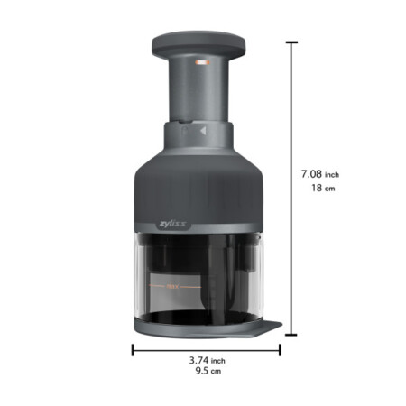 <p><strong>ZYLISS Резачка за лук и зеленчуци &ldquo;Zick-Zick 3&ldquo;</strong><br /><strong>&bull; Размери:&nbsp;</strong>10,3 &times; 9,5 &times; 22<span>&nbsp;см.</span><br /><strong>&bull; Тегло:&nbsp;</strong><span>0,500 кг.&nbsp;</span><br /><strong>&bull;&nbsp;Материал:&nbsp;</strong><span>неръждаема стомана, ABS пластмаса<br /><strong>&bull;&nbsp;Въртящо се острие</strong><br /><strong>&bull; Равномерно нарязване на зеленчуци, ядки, билки, шоколад и др.</strong></span><br /><strong>&bull; Купата и острието са подходяща за съдомиялна машина&nbsp;</strong><br /><strong>Производител: Zyliss / Швейцария</strong></p><br />Марка: ZYLISS <br />Модел: ZYLISS 910073<br />Доставка: 2-4 работни дни<br />Гаранция: 2 години