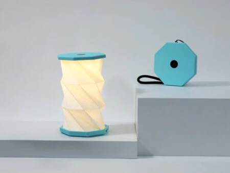 GINGKO Сгъваема смарт лампа “Mini Twist Hexagon“ - цвят син