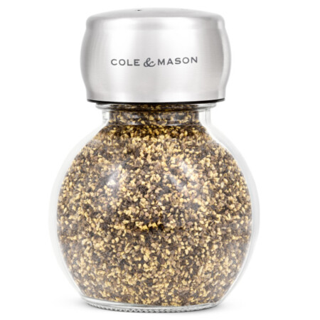 <p><strong>COLE & MASON Комплект за сол и пипер &ldquo;DARLINGTON&ldquo; - 8,5 см.</strong><br /><span>&bull;&nbsp;</span><strong>Размери:</strong><span>&nbsp;6,2 х 8,3 см.<br /><strong>&bull; Размери на опаковката:</strong> 14 х 7,5 х 8,9 см.<br /><strong>&bull; Тегло:</strong> 0,428 кг.</span><br /><span>&bull;&nbsp;</span><strong>Материал:</strong><span>&nbsp;неръждаема стомана, стъкло</span><br /><strong>Производител: Cole&Mason / Англия</strong></p><br />Марка: COLE & MASON <br />Модел: Cole & Mason H 332308<br />Доставка: 2-4 работни дни<br />Гаранция: 2 години